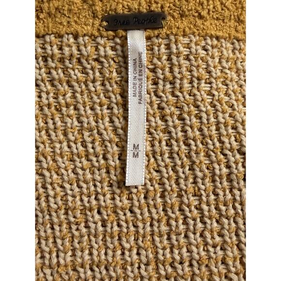 Free People V-Neck High Low Slouchy Cropped Textured Knit Sweater Gold Size M - Picture 3 of 4